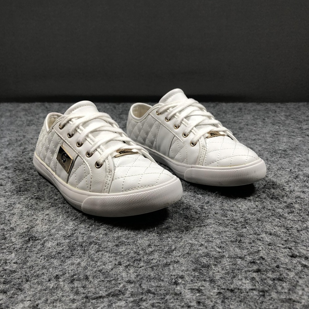 G By GUESS Shoes Womens Size 7.5 White Quilted Low Top Sneakers GGOADIE2-M